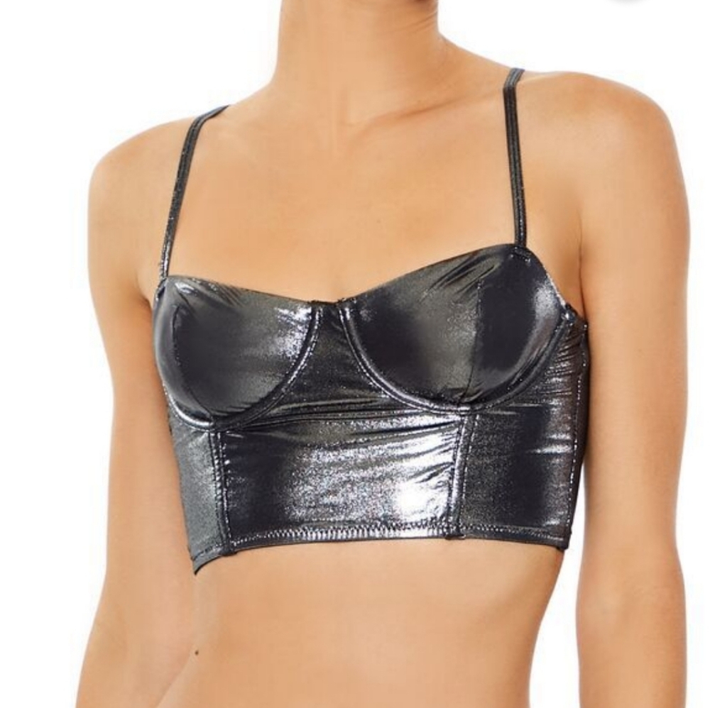 New. Metallic Silver Top